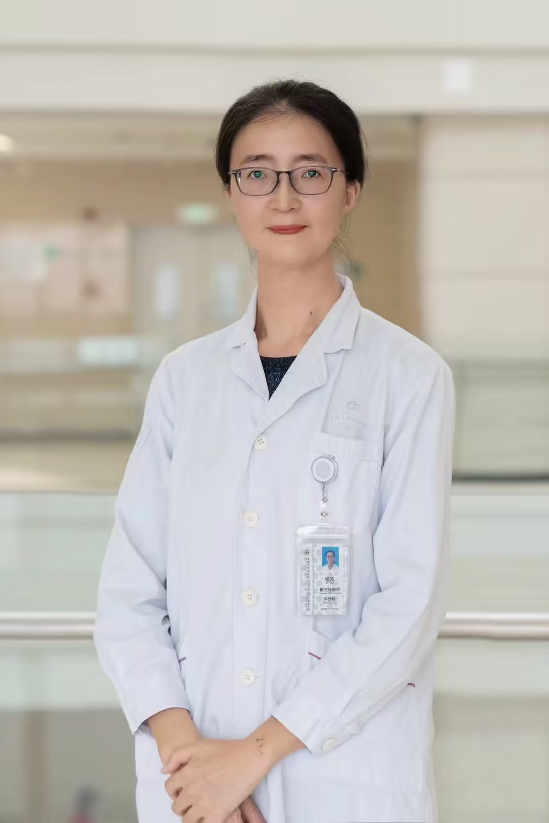 杨波