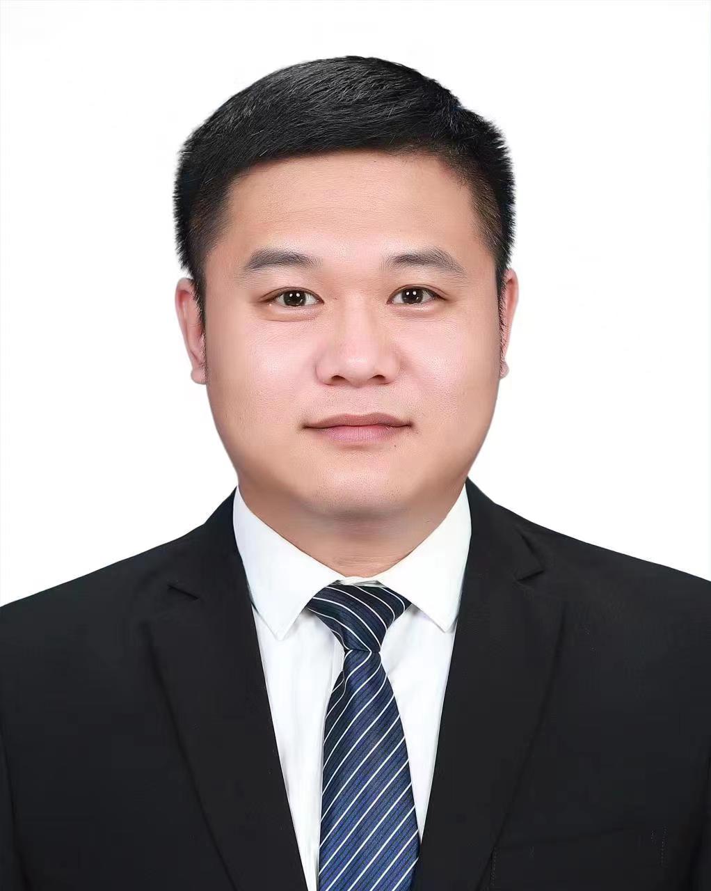 李明