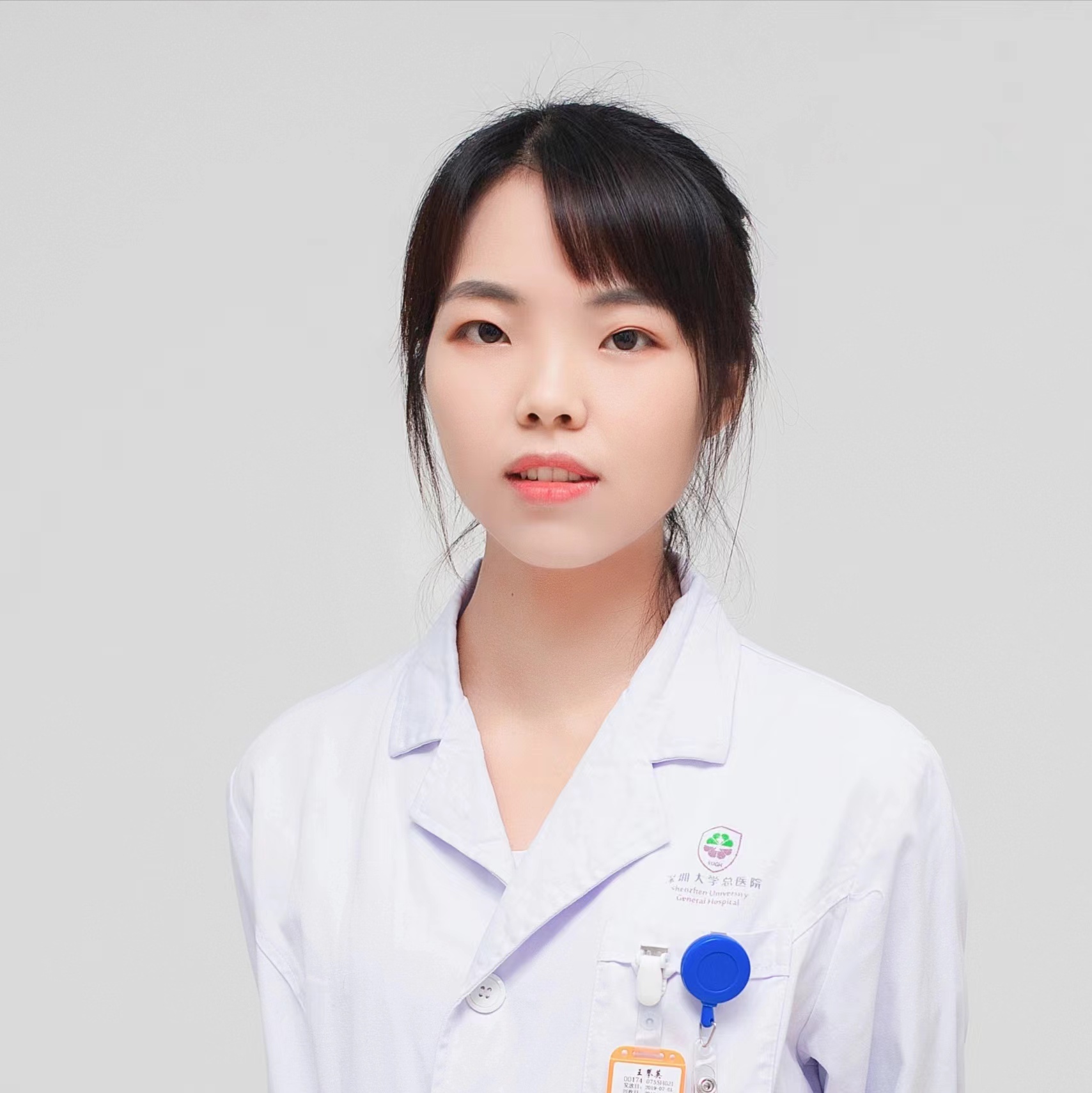 王攀英