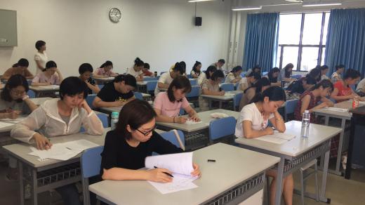 我院护理部进行首次三基理论考核1