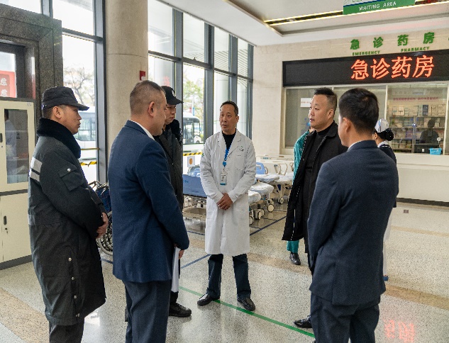 C:\Users\chaiyixuan\Desktop\20240124群体性救治演练\240124 - 急诊科群体公共卫生及突发意外伤害事件抢救应急演练「医务」\DSC08495.jpg